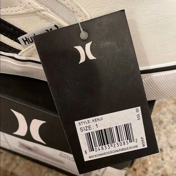 NWT Hurley Kenji White Slip-On Shoes Size 1 Kids Sneakers